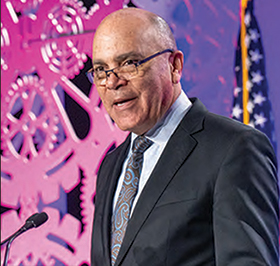 santos vargas speaking at annual meeting